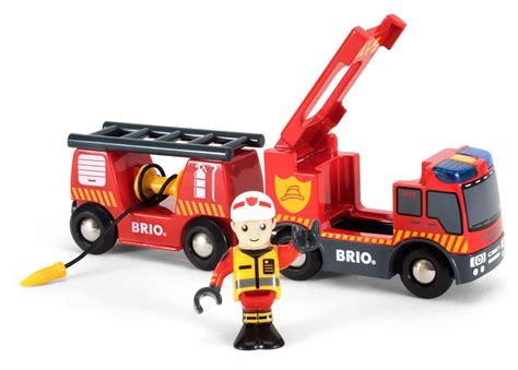 BRIO World - 33811 - Fire & Rescue - Emergency Fire Truck - Rainbow ...