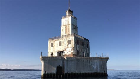 For sale: 4 offshore Lake Michigan lighthouses