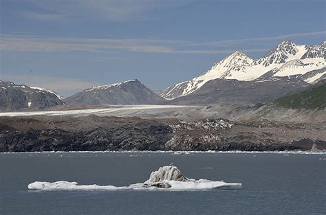 Exploring the Ice – About Glaciers | Journeys on a Trawler