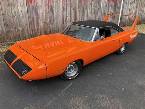 Fit for “The King”: 1970 Plymouth Road Runner Superbird | Barn Finds