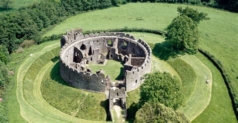 The History of Restormel Castle - Unusual Places