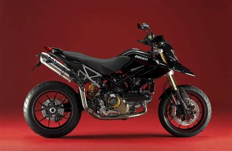 DUCATI Hypermotard 1100S (2007-2008) Specs, Performance & Photos ...