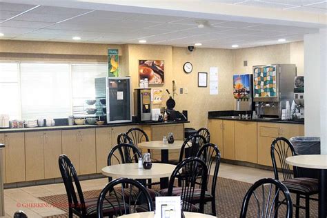 QUALITY INN & SUITES - Updated 2024 Prices & Hotel Reviews (Council Bluffs, IA)