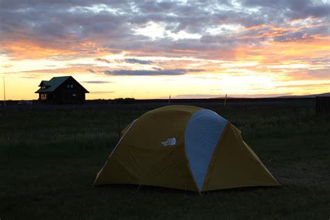 The midnight sun in Iceland : r/CampingandHiking