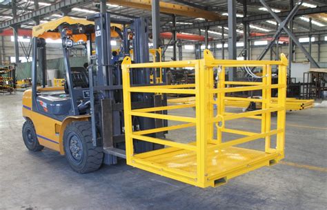 Forklift Attachments - All Lifting