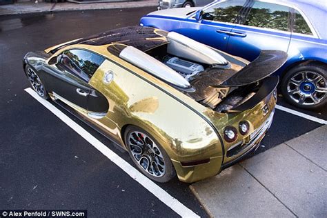 Incredible Gold Bugatti Veyron Spotted in London