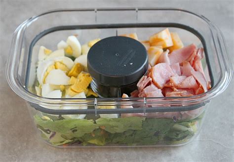 New Rubbermaid BRILLIANCE Containers-perfect for lunches! - Dash Of Evans