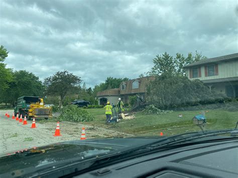 Tornado Damage Devastates Woodridge, Naperville, Darien: Photos ...