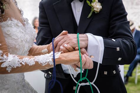 Handfasting: A Favorite Unity Ritual | NYC Wedding Officiants | New ...