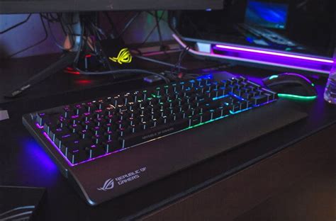 asus_rog_strix_flare_mechanical_keyboard 2 - FunkyKit