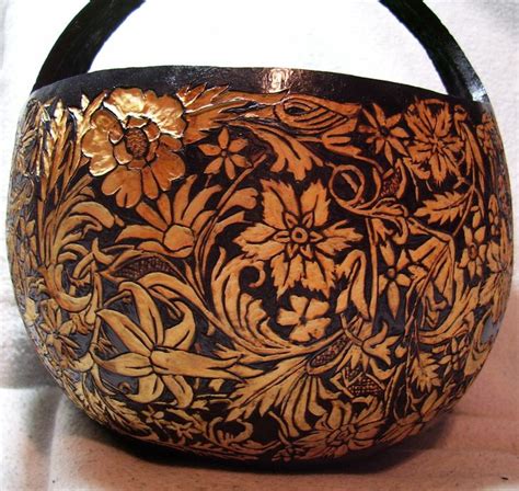 1000+ images about Gourd Art on Pinterest | Gourds, Eggs and Carved eggs