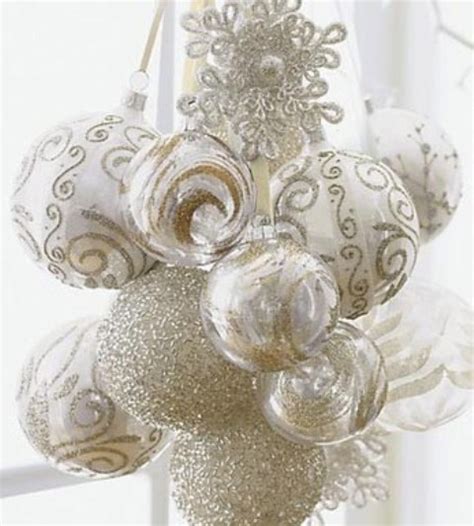 White And Gold: White And Gold Ornaments