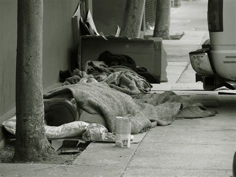 Homeless sleeping on the sidewalk | Homeless sleeping on the… | Flickr