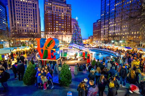 The 15 Must-See Holiday Attractions In Philadelphia For 2016 — Visit ...