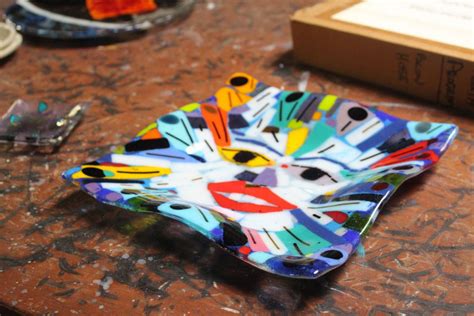 Glass Fusing Guide: What is Fused Glass [+How To Fuse Glass]