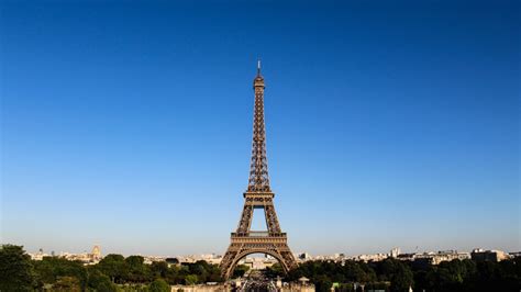 21 Fascinating Facts About Eiffel Tower