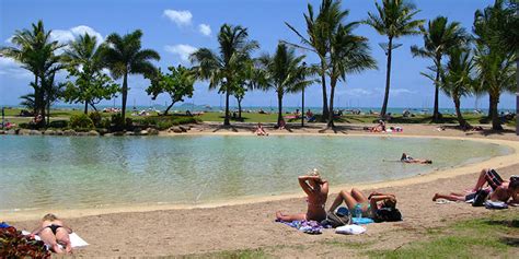 Airlie Beach Lagoon | Campervan Finder