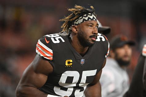 Browns provide Myles Garrett injury update after car crash