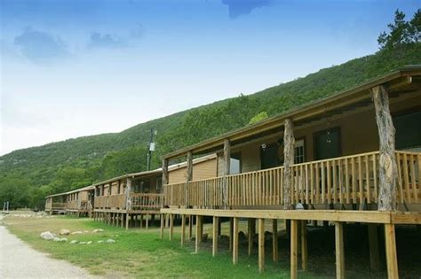 SUNRISE RIDGE CABINS - Campground Reviews (Leakey, Texas)