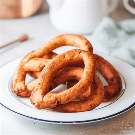 How to Make Easy Mandocas (Venezuelan Deep Fried Cornmeal Ring )