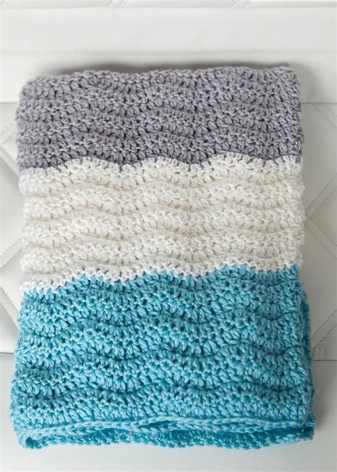 Free Chevron Baby Blanket Crochet Pattern - Leelee KnitsLeelee Knits