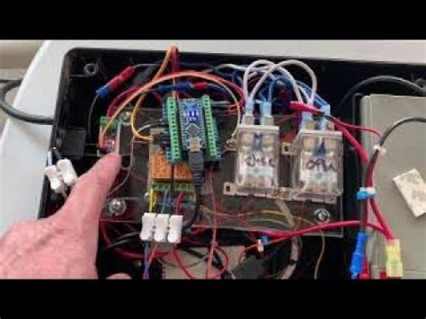 Mighty Mule Gate Opener (Circuit Board Re-design) - YouTube