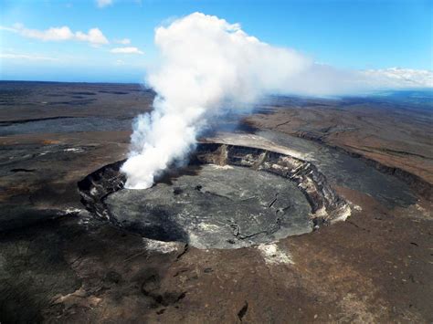 Extreme Hiking Halemaumau Trail Volcano National Park Hawaii USA