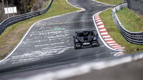 Porsche reclaims Nurburgring record - Torquecafe.com