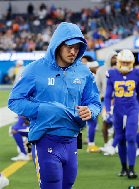 Justin Herbert injury update as Los Angeles Chargers quarterback misses ...