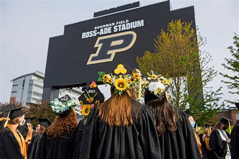 Purdue celebrates Class of 2021 with in-person ceremonies | WBIW