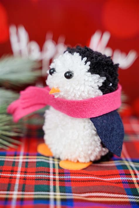 Adorable Pom Pom Penguin Winter Decoration - DIY & Crafts