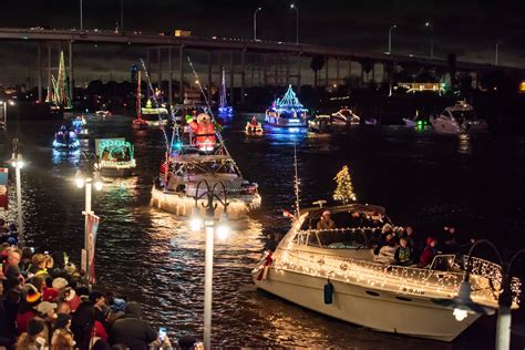 62nd Annual Christmas Boat Parade 2023 - Visit Bay Area Houston