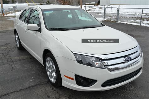 2010 Ford Fusion Se Sedan 4 - Door 2. 5l