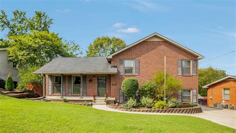 3211 Jonesboro Dr, Nashville, TN 37214 | MLS# 2189614 | Redfin