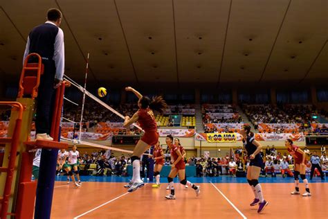 Yanhan Liu - China v Algeria - FIVB Women's Volleyball World Cup Japan ...