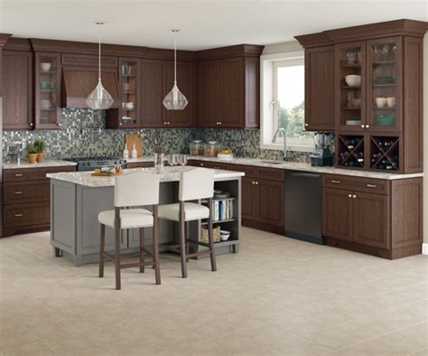 Cardell Kitchen Cabinets - Corbus Maple in Molasses