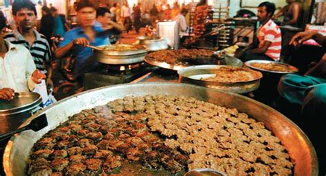 Lucknow Food Trail: 10 Lucknowi delicacies and best eateries to savour them