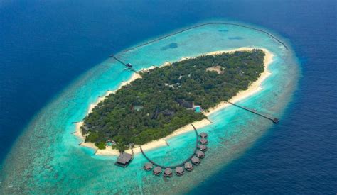 Adaaran Select Meedhupparu, Maldives | Kenwood Travel