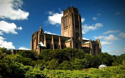 Liverpool Cathedral | Liverpool Attractions | Where to go in Liverpool