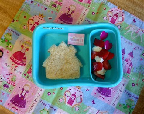 Princess themed school lunch bento box. Castle shaped sandwiches with princess flags, and ...