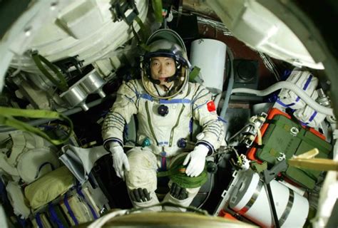 The first Chinese astronaut thought he was going to die | Ars Technica