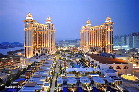 The 10 best hotels in Macau listed below have been selected following ...