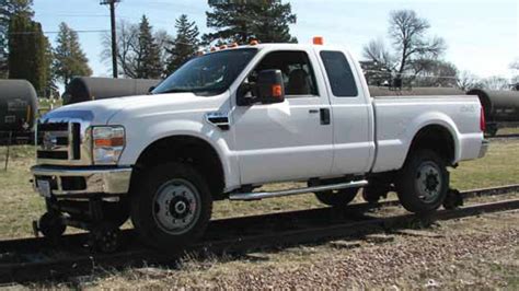 How Hi-Rail Pickup Trucks Work | The Daily Drive | Consumer Guide® The Daily Drive | Consumer Guide®