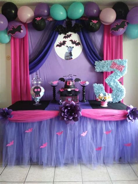 Vampirina Birthday Party Ideas | Photo 1 of 8 | Birthday halloween ...