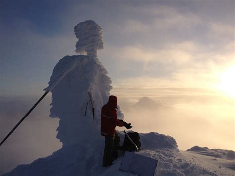 A Study of the Avalanche Program in BC through photos | TranBC