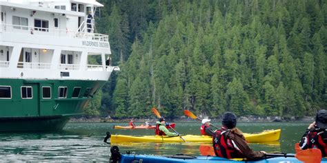 Alaska All-Inclusive Expedition Cruise w/Flights | Travelzoo