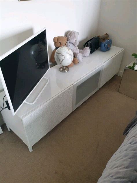 High Gloss White Ikea TV Unit | in Southside, Glasgow | Gumtree