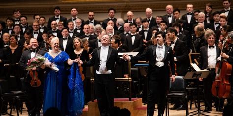 THE ORATORIO SOCIETY OF NEW YORK AT CARNEGIE HALL - The Front Row Center