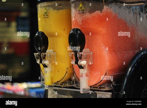 Slurpee machine hi-res stock photography and images - Alamy