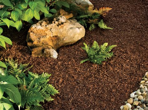 Rubberific Premium Shredded Rubber Mulch | IMC Outdoor Living